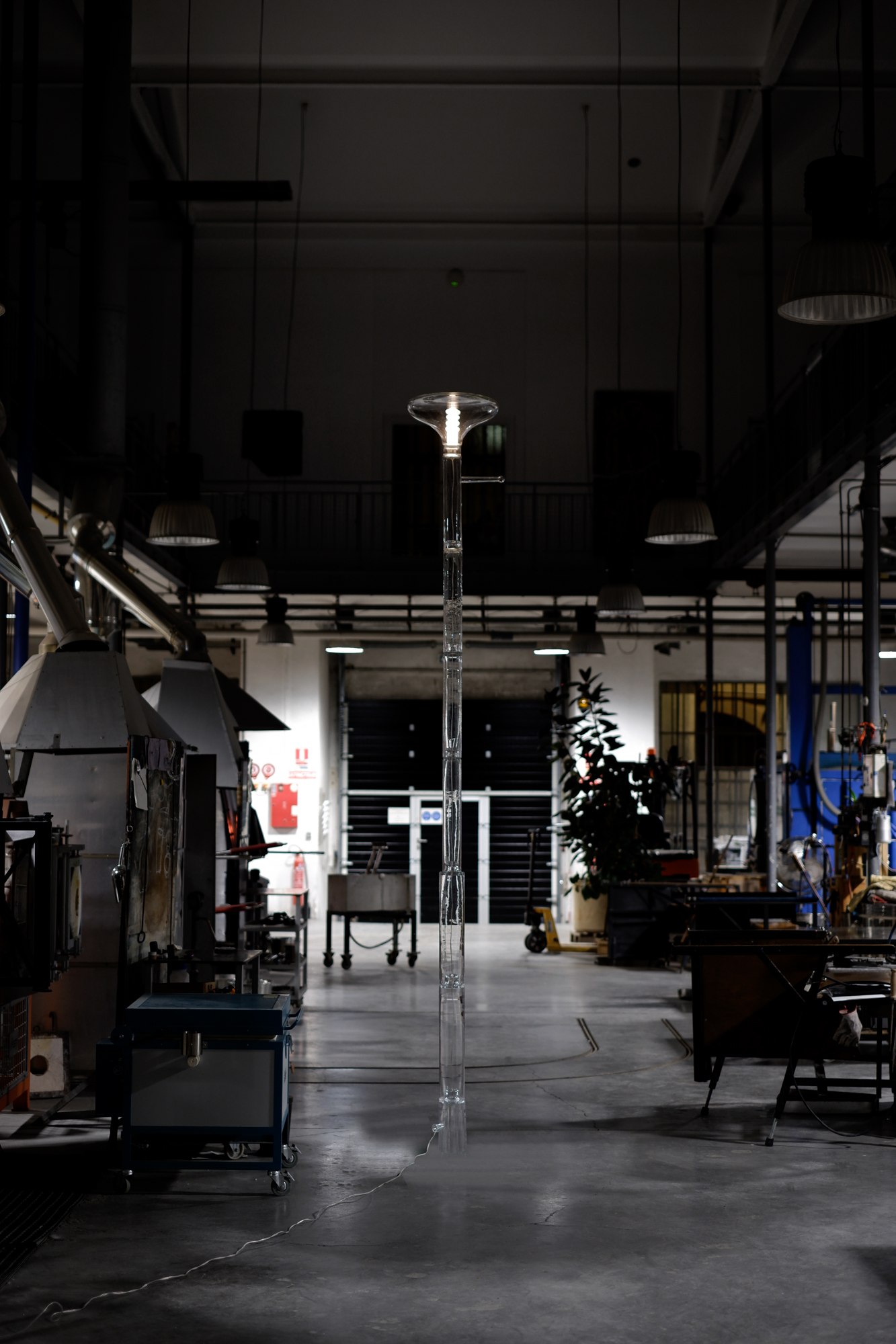 Photographie du *Lampost* de JAM dans l’atelier, 2025.